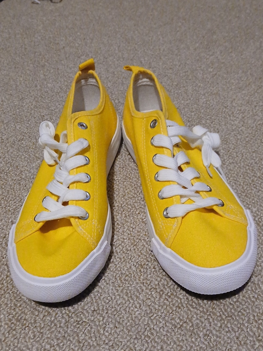 Women's Casual Yellow Canvas Lace-Up Sneakers